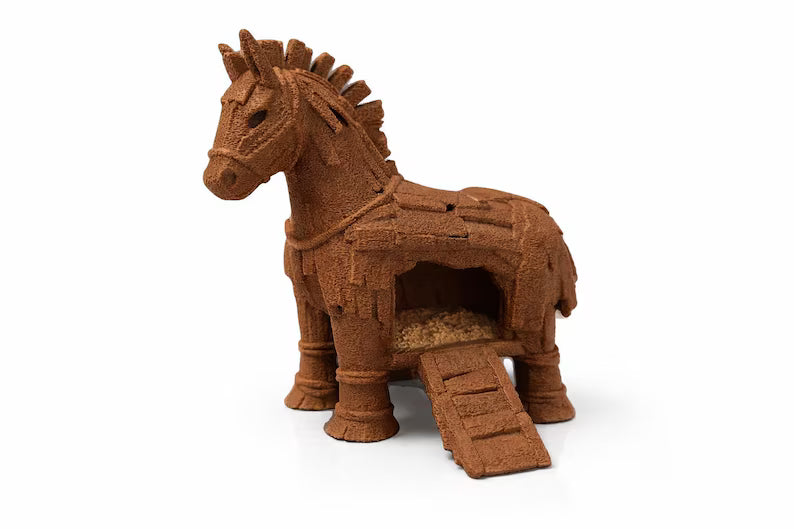 Trojan Horse Aquarium Cave – Mythical Hideout for Fish & Aquascapes